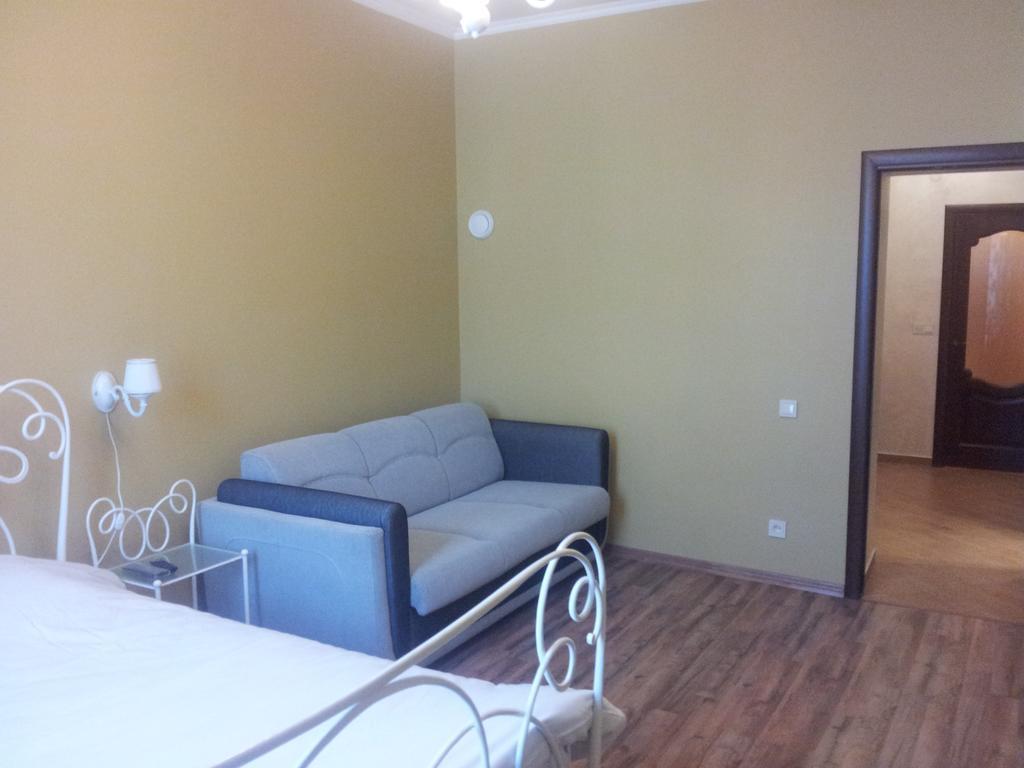 Apartment Roksolana Λβιβ Δωμάτιο φωτογραφία